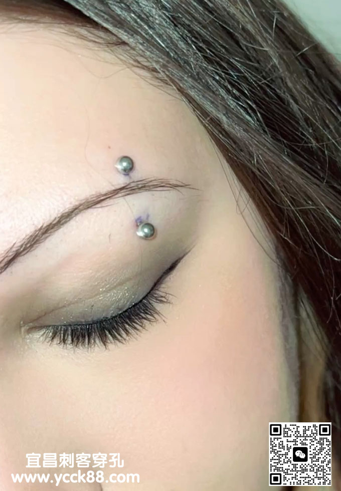 ü������