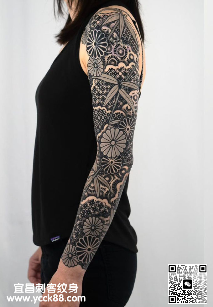 ��Ů�����޷�񻨡�