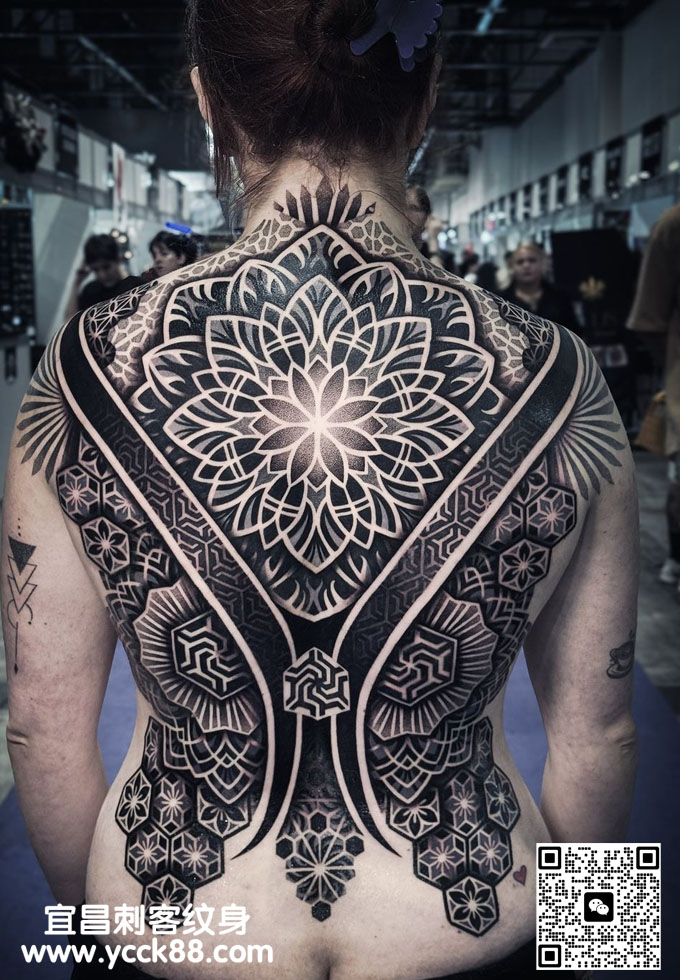 ��Ů�����޷������