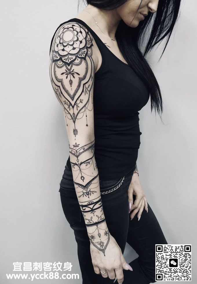 ��Ů���ȷ�񻨱ۡ�