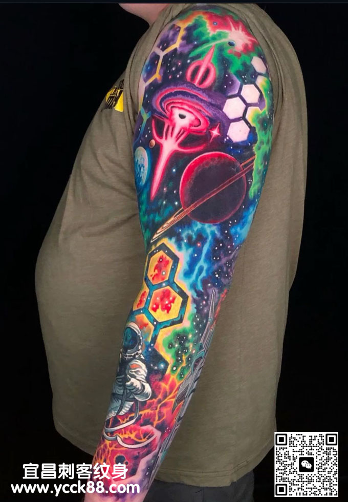 �ƻ�дʵ��ɫ���ۡ�