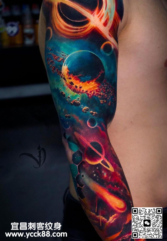 �ƻ�дʵ��ɫ���ۡ�